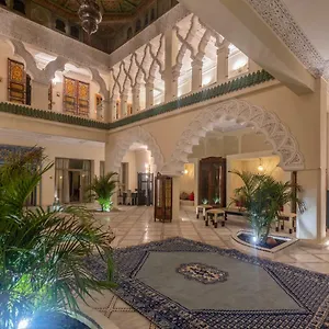 رياد Palais Dar Si Aissa All-suites